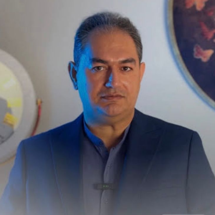 دکتر وحید دستگردی 
